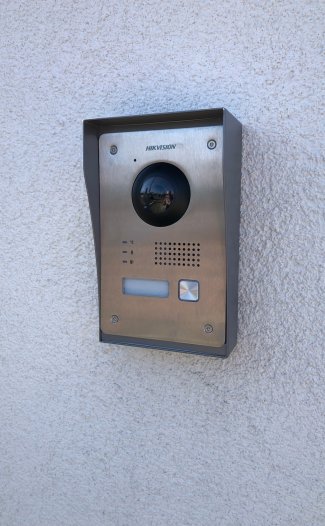 Videotelefon Hikvision na novostavbě - Ostrava